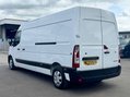 Renault Master 2.3 dCi 35 Business+ Panel Van 4dr Diesel Manual FWD LWB Medium Roof Euro 6 21