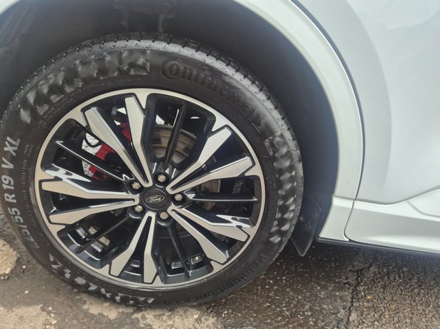 Ford Kuga ST-LINE X EDITION 12