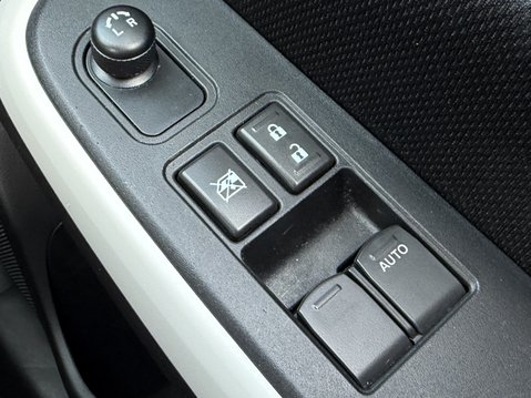 Suzuki Swift 1.2 Dualjet 83 12V Hybrid SZ-L 5dr 34
