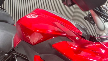 Benelli TRK 2020 ONLY 1K TOP BOX ADVENTURE BIKE 47BHP A2 READY 48