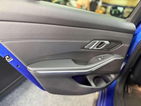 BMW 3 Series 2.0 330e 12kWh M Sport Saloon 4dr Petrol Plug-in Hybrid Auto Euro 6 (s/s) ( 58