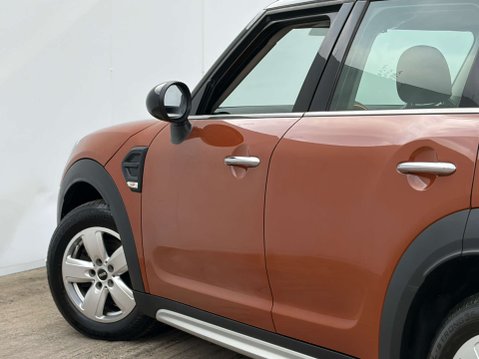 Mini Countryman 2.0 Countryman Cooper D Classic 5dr 43