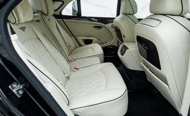 Bentley Mulsanne V8 SPEED 22