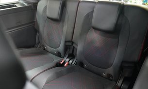 Volkswagen Id.Buzz GTX Heat Pump Front Massage Captains Seats 6 Seater Pano Roof  1 Owner VATQ 32