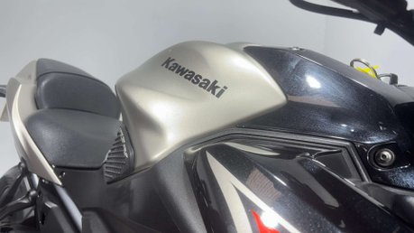 Kawasaki Z650 2017 29K NEW MOT SERVICED A2 BIKE 650CC NAKED TWIN SPORTS EXHAUST 29