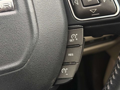 Land Rover Range Rover Evoque 2.2 SD4 Pure Tech Auto 4WD Euro 5 (s/s) 5dr 74