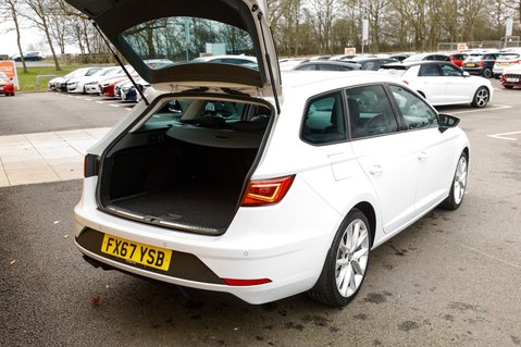 SEAT Leon ECOTSI FR TECHNOLOGY 39