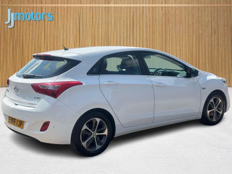 Hyundai i30 1.4 Blue Drive SE Hatchback 5dr Petrol Manual Euro 6 (s/s) (100 ps) 15