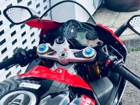 Aprilia RSV RSV 4 Factory 13