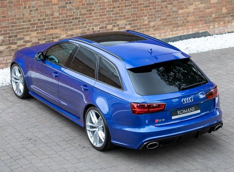Audi RS6 Avant 9