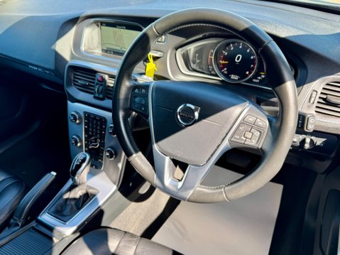 Volvo V40 1.5 T3 Pro Auto Euro 6 (s/s) 5dr 31