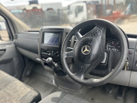 Mercedes-Benz Sprinter 313 CDI MWB 6 SEATER CREW VAN 9