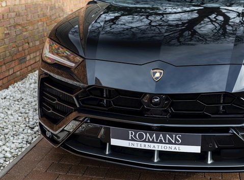 Lamborghini Urus 29