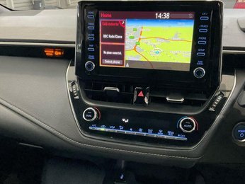 Toyota Corolla 1.8 VVT-h Icon Tech Touring Sports CVT Euro 6 (s/s) 5dr