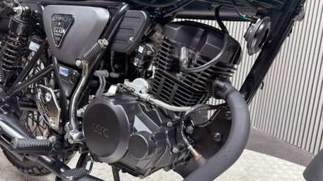 WK Bikes Scrambler 2023 ONLY 5K 1 OWNER MOT AUGUST 2027 LEARNER 125CC 22