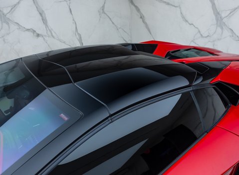 Lamborghini Aventador S LP 740-4 ROADSTER 38