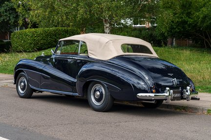 Bentley R Type Drophead Coupé By H.J.Mulliner 8
