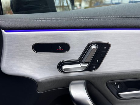 Mercedes-Benz A Class 2.0 A35 AMG (Premium Plus) 7G-DCT 4MATIC Euro 6 (s/s) 5dr 3