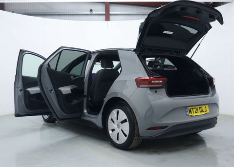 Volkswagen ID.3 Pro Performance 58kWh Business Hatchback 5dr Electric Auto (204 ps) 63