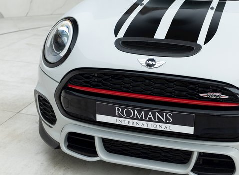 Mini Hatch John Cooper Works Challenge 22