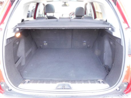 Peugeot 2008 1.5 BLUEHDI GT LINE 5 Dr 25