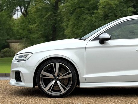 Audi A3 RS 3 QUATTRO 10