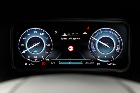 Hyundai KONA ULTIMATE 11