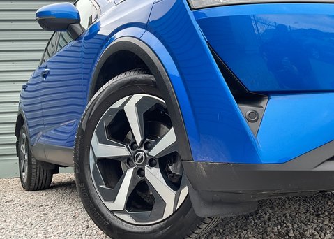 Nissan Qashqai DIG-T N-CONNECTA MHEV 6