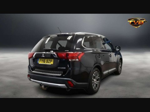Mitsubishi Outlander 2.3 Outlander GX 3 DI-D 4WD 5dr - NATIONAL DELIVERY* 5