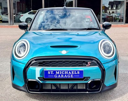 Mini Convertible 2.0 Cooper S Seaside Edition Auto 3dr 5