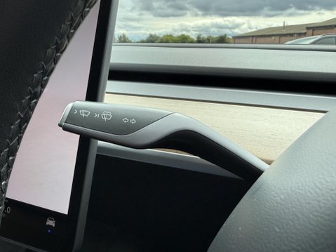 Tesla Model 3 Saloon 4dr Electric Auto RWD (241 bhp) 37
