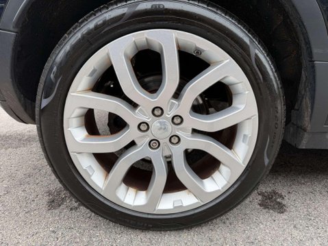 Land Rover Range Rover Evoque 2.2 SD4 Dynamic Auto 4WD Euro 5 (s/s) 5dr 11