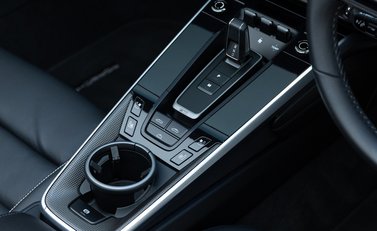 Porsche 911 Turbo S Cabriolet (992) 22