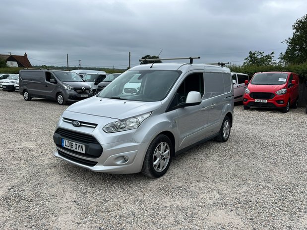 Ford Transit Connect SWB L1H1 Low Roof Limited Air Con Alloys Sensors EURO 6 NO VAT 2