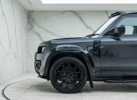 Land Rover Defender 90 V8 P525 40