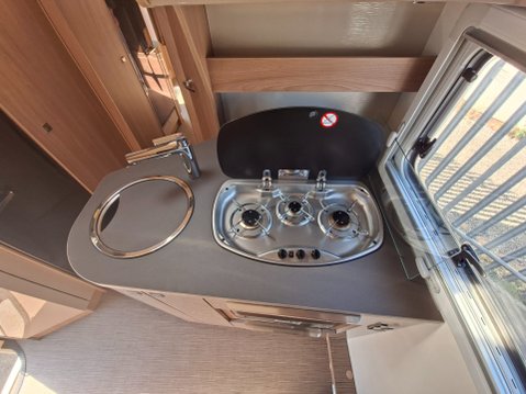 Burstner Ixeo TL 640 17