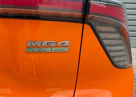 MG MG4 EV 64kWh TROPHY 13