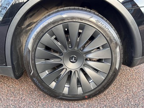 Tesla Model Y (Dual Motor) Long Range Auto 4WDE 5dr 79