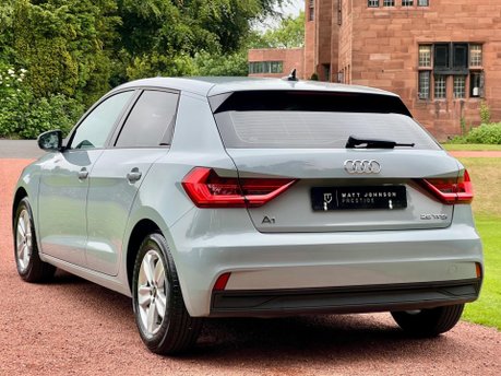 Audi A1 SPORTBACK TFSI TECHNIK 18