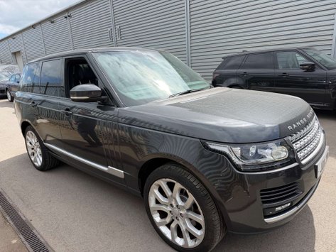 Land Rover Range Rover 3.0 Range Rover Vogue TDV6 Auto 4WD 5dr