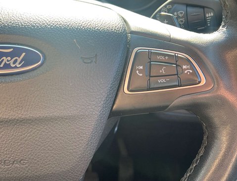 Ford Kuga 2.0 Kuga Titanium TDCI 4x4 Auto 4WD 5dr 23