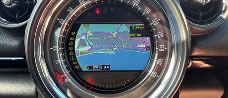 Mini Countryman COOPER S ALL4.. 7 MAIN DEALER SERVICES.. CHILLI 2 & MEDIA PACK.. 1 PREVIOUS 1