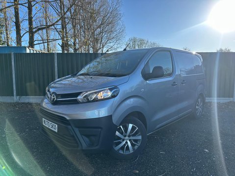 Toyota Proace L0 ICON 2