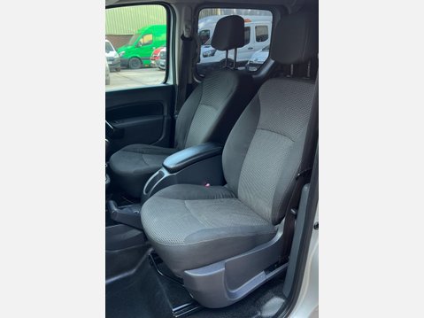 Mercedes-Benz Citan 1.5 109 CDI BlueEfficiency Crew Van Double Cab 6dr Diesel Manual L3 Euro 5 36