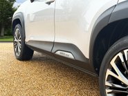 Toyota Yaris Cross EXCEL 22