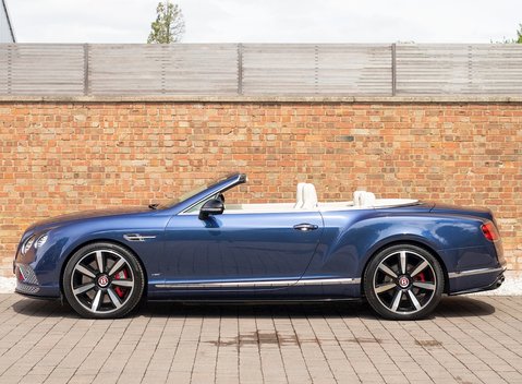 Bentley Continental GT V8 S Mulliner Convertible 2