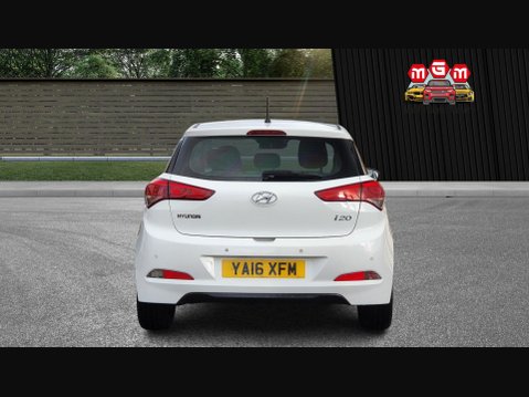 Hyundai i20 GDI SE 9