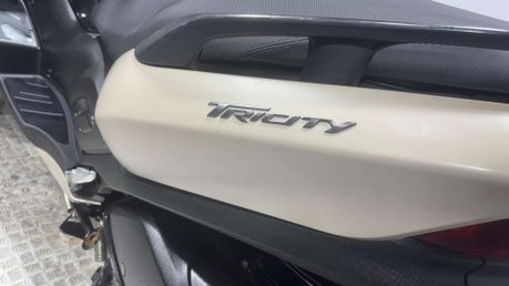 Yamaha Tricity 300 2024 ONLY 443 MILES!! 3 WHEELER TRIKE RIDE ON A CAR LICENCE 300CC 31