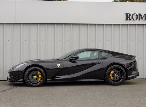 Ferrari 812 Superfast 2