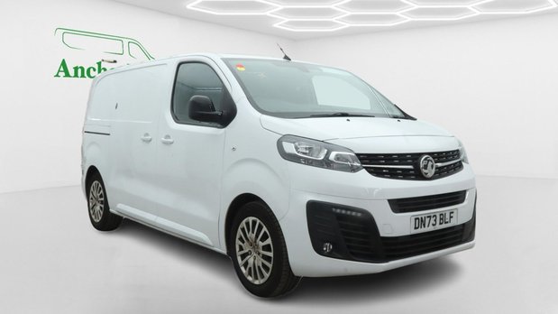 Vauxhall Vivaro SWB L1H1 Low Roof 2700 Air Con Sensors Cam EURO 6 2